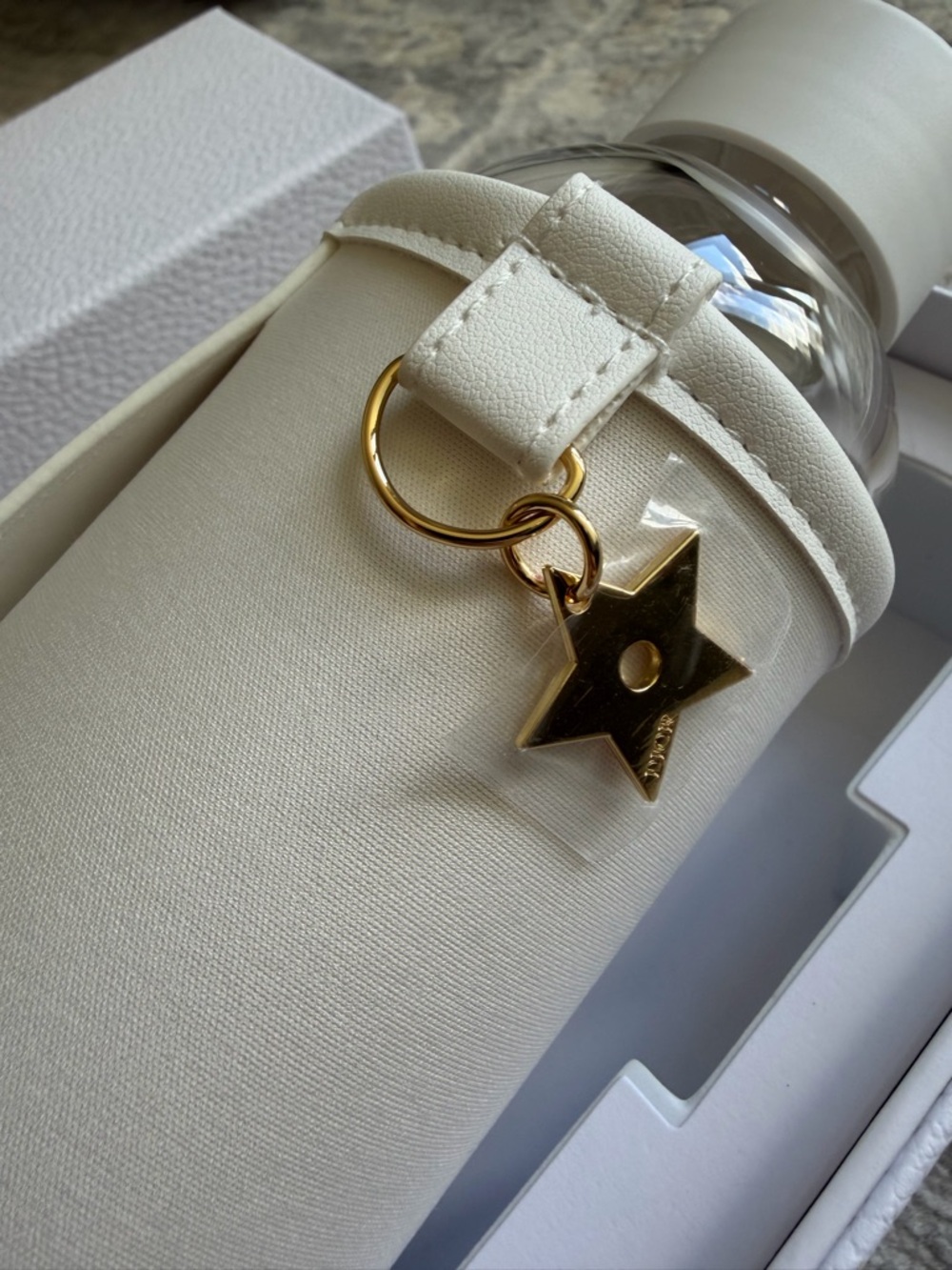 Exclusive Dior Water Bottle - Picture 3 of 10